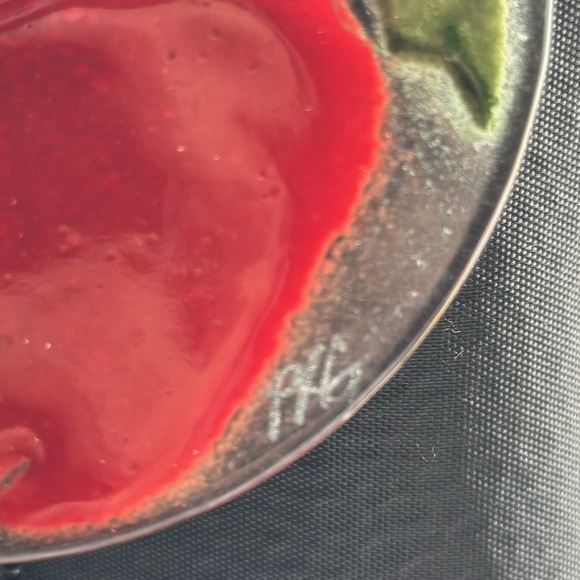 Peggy Karr Fused Glass Apple and Blossom Ornament/Sun Catcher. Signed. - Picture 5 of 5